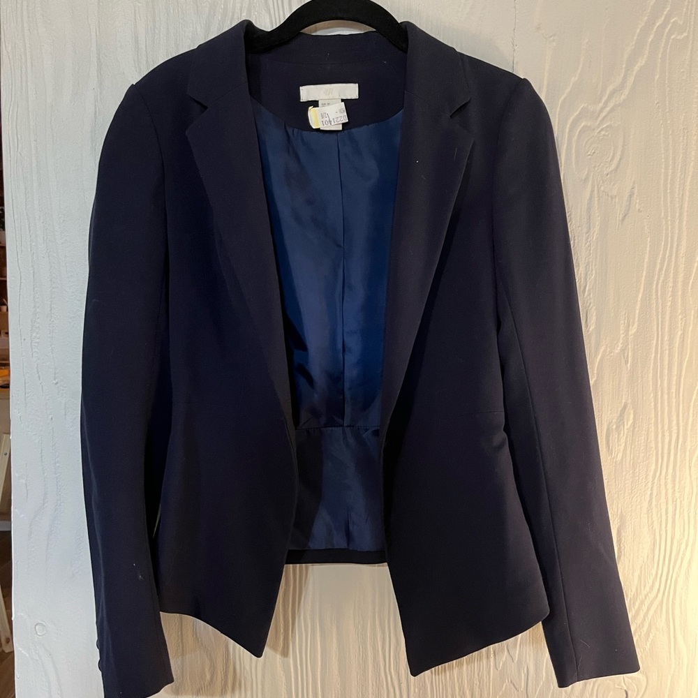 H&M Women’s Blazer| US 4